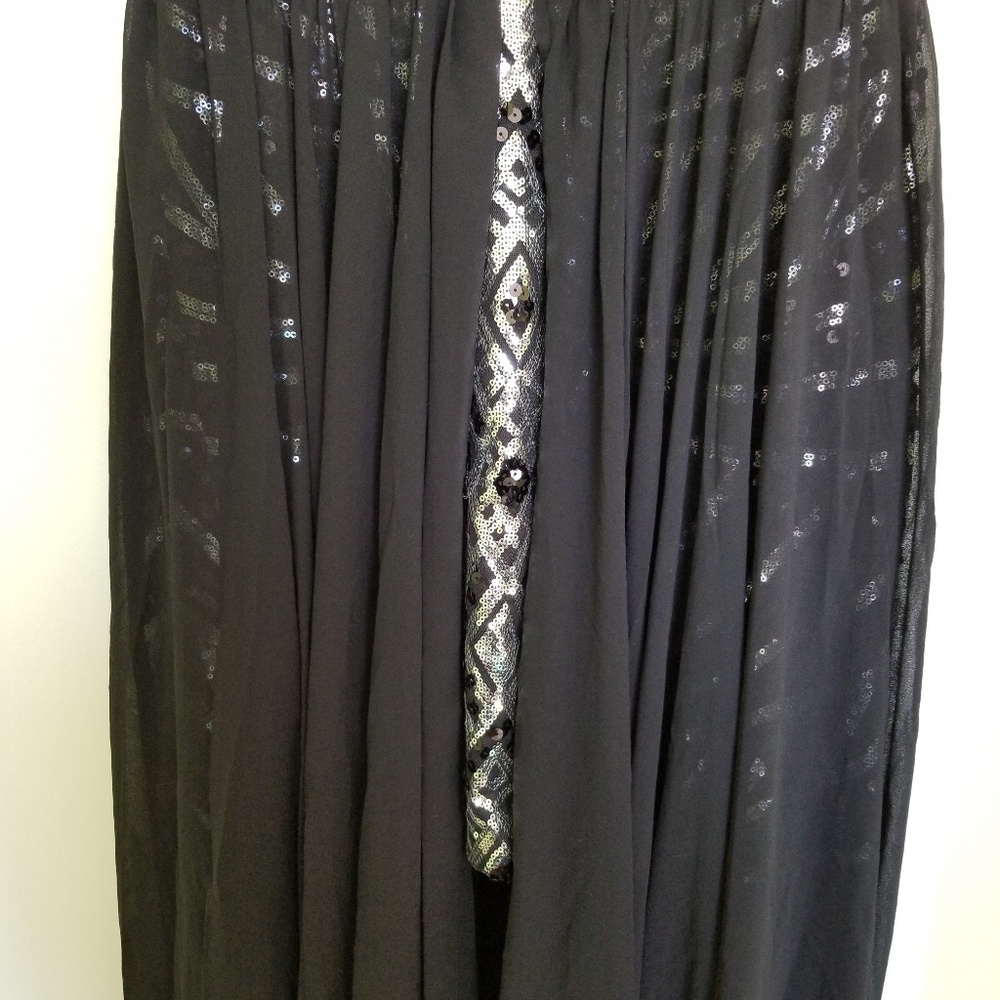 PROM DRESS - Picture 4 of 4